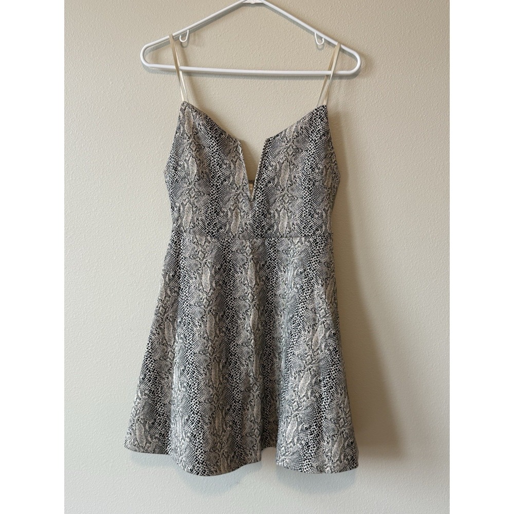 I Love It Snakeskin Print V-Neck Mini Dress Grey Black Size L